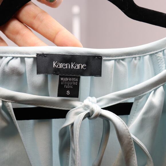 Karen Kane Light Blue Satin Tie Neck Blouse Size Small - Picture 3 of 3